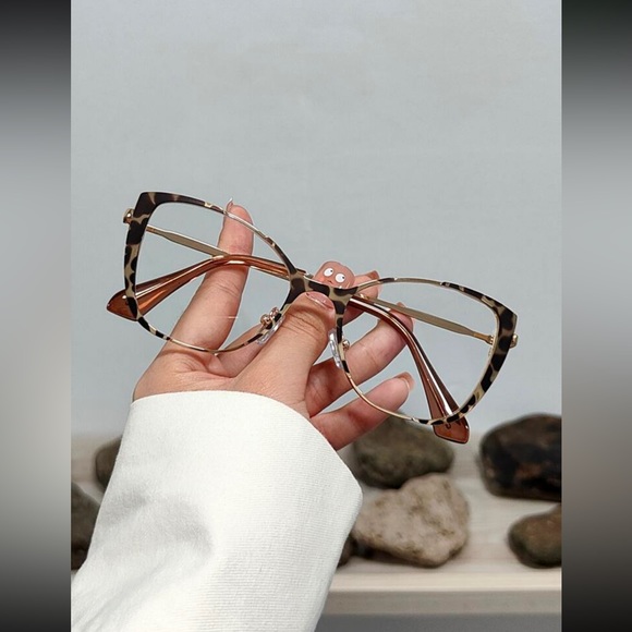 Accessories - New Cat Eye Anti Blue-light Baking Pain Dual Tone Glasses for women